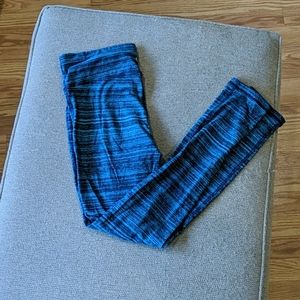 💙NWOT Yoga leggings